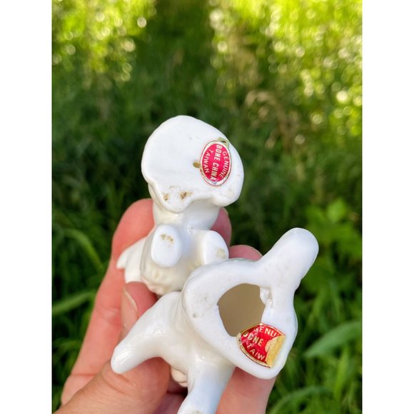 Vintage Pair Bone China Cat and Dog White Figurines Knick Knacks - Picture 8 of 9